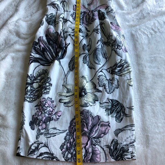 ASOS  floral pencil dress size 4 - fits like a 2 - Picture 10 of 10